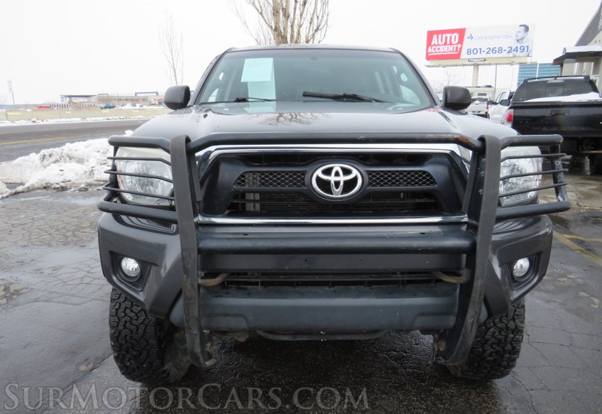 2015 Toyota Tacoma - Image 13