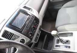 2015 Toyota Tacoma - Image 40