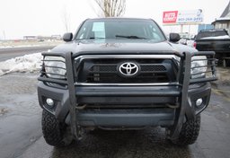2015 Toyota Tacoma - Image 13