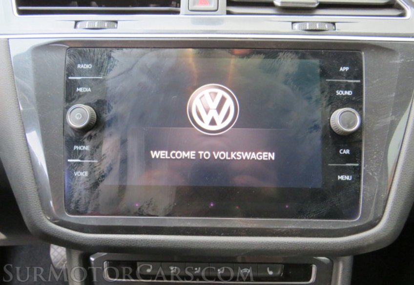 2020 Volkswagen Tiguan - Image 33