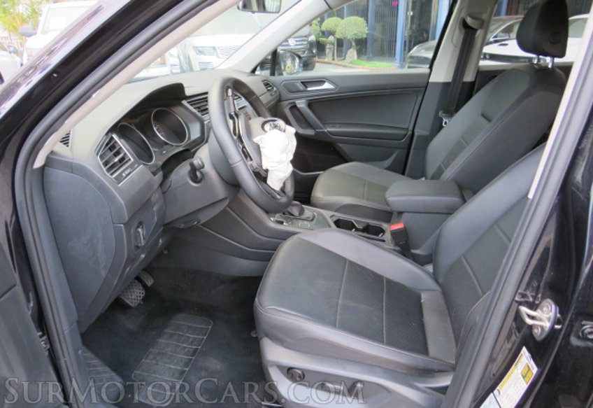 2020 Volkswagen Tiguan - Image 21