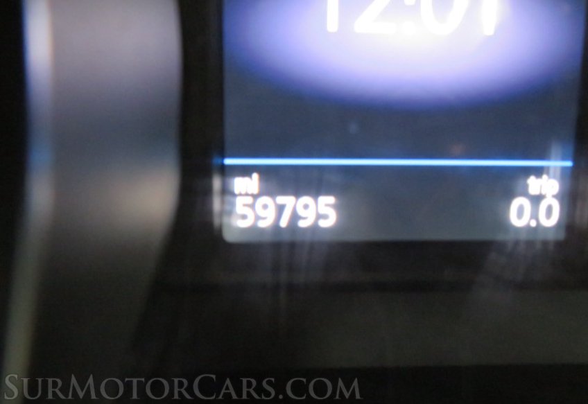 2020 Volkswagen Tiguan - Image 31