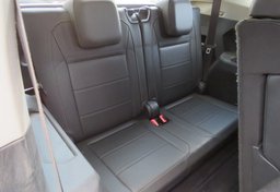 2020 Volkswagen Tiguan - Image 30