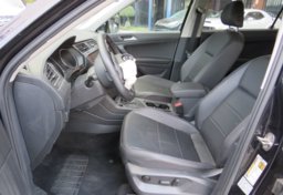 2020 Volkswagen Tiguan - Image 23