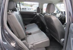 2020 Volkswagen Tiguan - Image 28