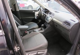 2020 Volkswagen Tiguan - Image 22