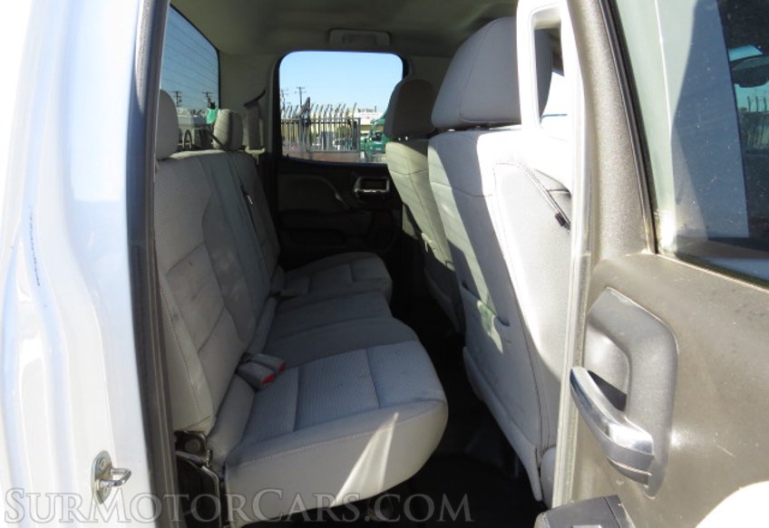 2017 Chevrolet Silverado 2500HD - Image 31