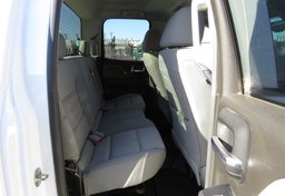 2017 Chevrolet Silverado 2500HD - Image 31