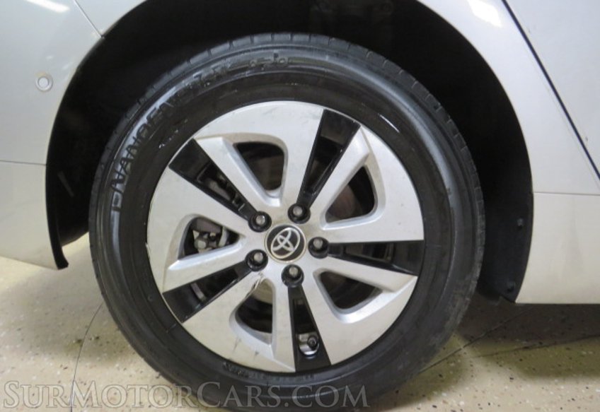 2018 Toyota Prius - Image 20