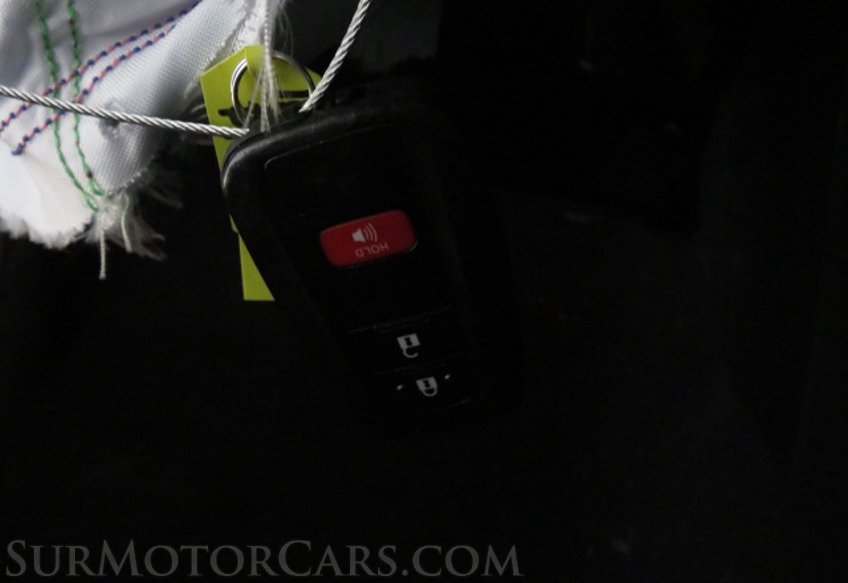 2018 Toyota Prius - Image 36