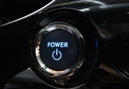 2018 Toyota Prius - Image 35