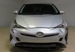 2018 Toyota Prius - Image 12