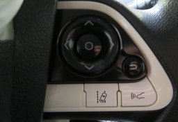 2018 Toyota Prius - Image 33