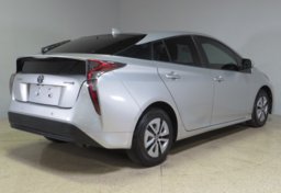 2018 Toyota Prius - Image 7