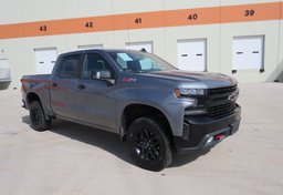 2019 Chevrolet Silverado 1500 - Image 3
