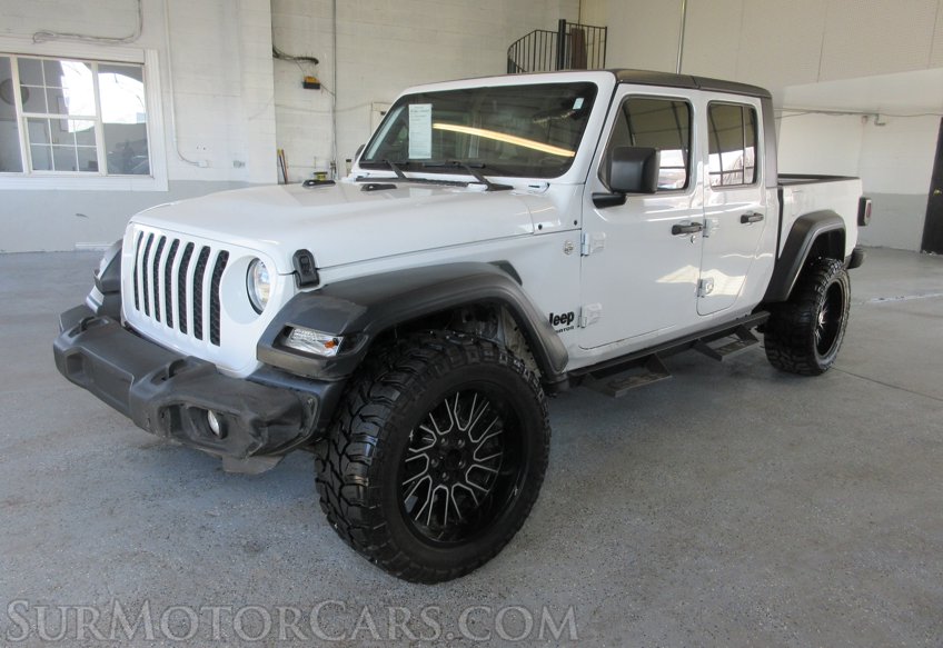 2020 Jeep Gladiator - Image 4