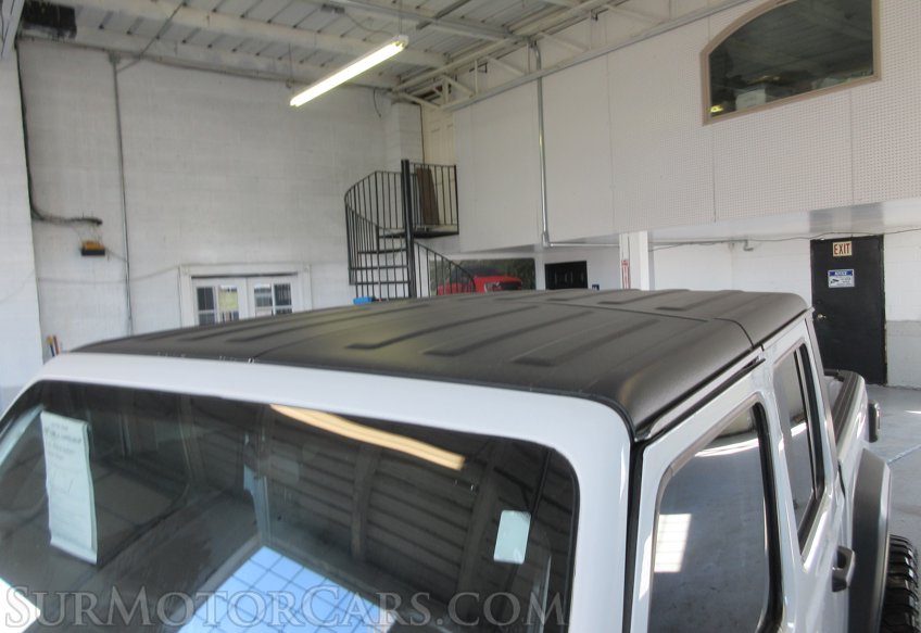 2020 Jeep Gladiator - Image 22