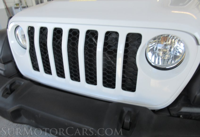 2020 Jeep Gladiator - Image 27