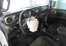 2020 Jeep Gladiator - Image 33