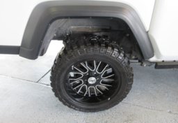 2020 Jeep Gladiator - Image 57