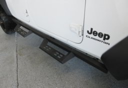 2020 Jeep Gladiator - Image 28