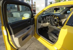2006 Dodge Charger - Image 22