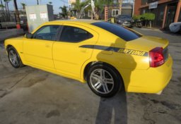 2006 Dodge Charger - Image 9