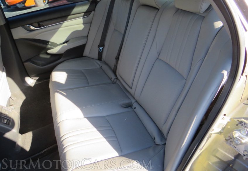 2018 Honda Accord Sedan - Image 34