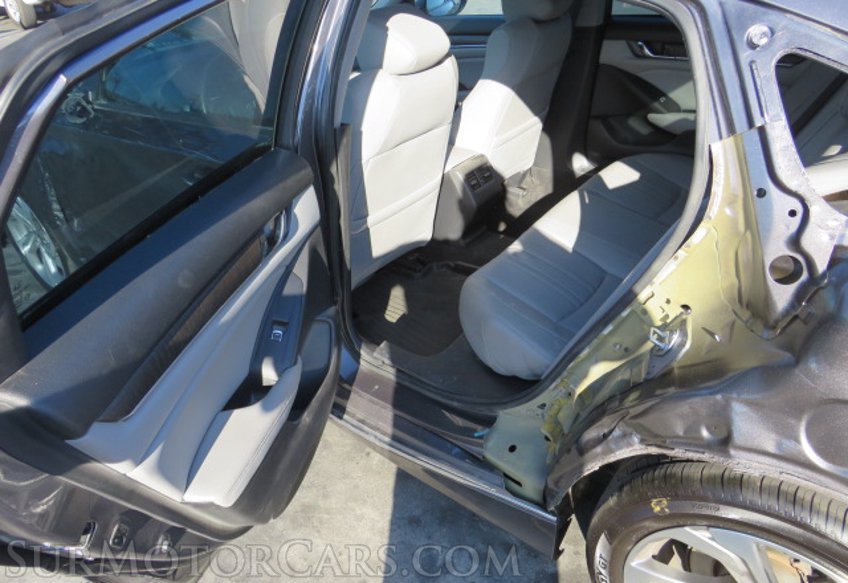 2018 Honda Accord Sedan - Image 24