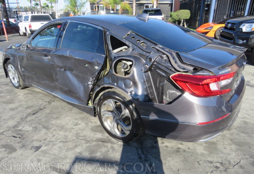 2018 Honda Accord Sedan - Image 8