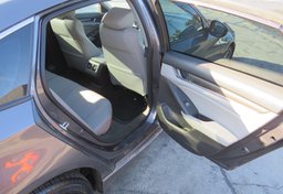 2018 Honda Accord Sedan - Image 25