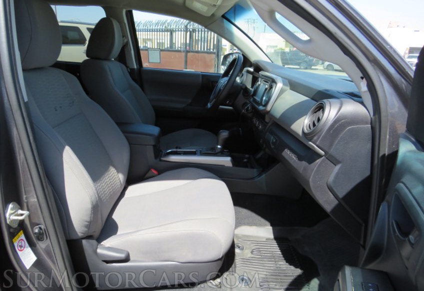 2019 Toyota Tacoma - Image 21