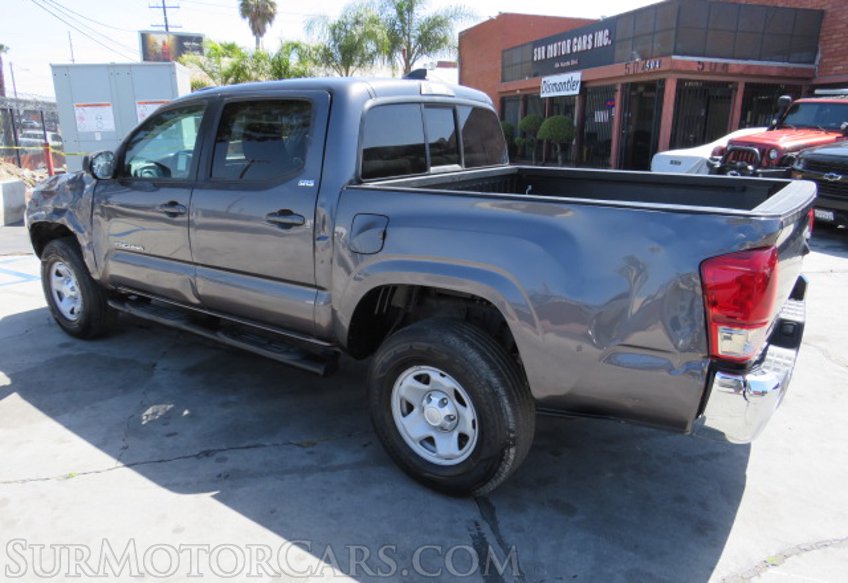 2019 Toyota Tacoma - Image 9