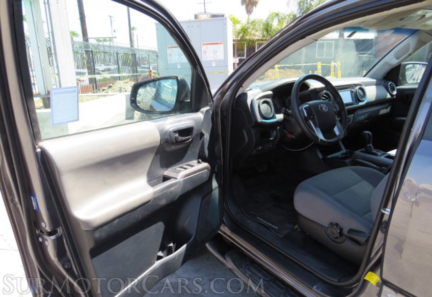 2019 Toyota Tacoma - Image 19