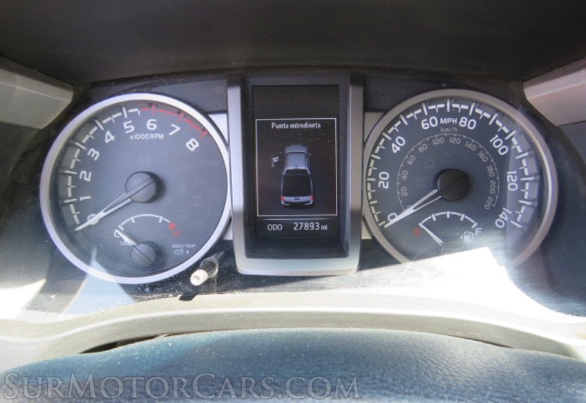 2019 Toyota Tacoma - Image 32