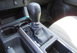 2019 Toyota Tacoma - Image 37