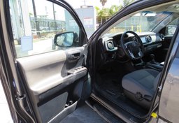 2019 Toyota Tacoma - Image 19