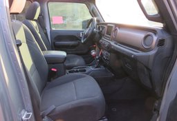 2018 Jeep Wrangler Unlimited - Image 25