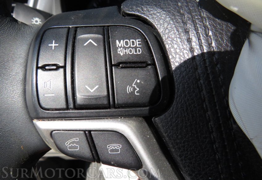 2016 Toyota Highlander - Image 35