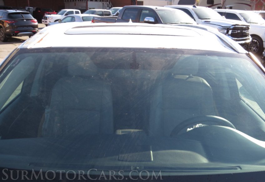 2016 Toyota Highlander - Image 12