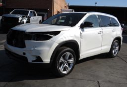2016 Toyota Highlander - Image 1