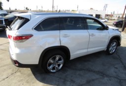 2016 Toyota Highlander - Image 9