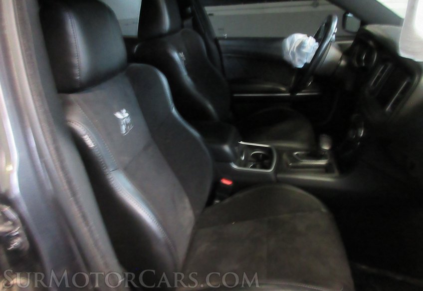 2021 Dodge Charger - Image 32