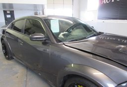 2021 Dodge Charger - Image 16