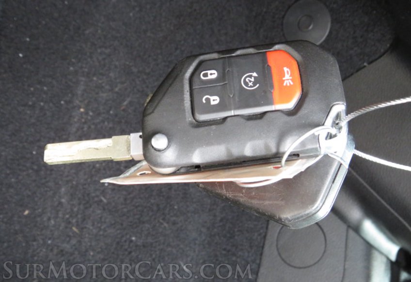 2020 Jeep Gladiator - Image 38