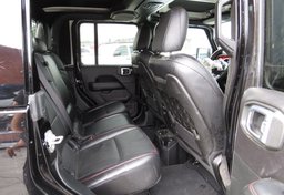 2020 Jeep Gladiator - Image 32