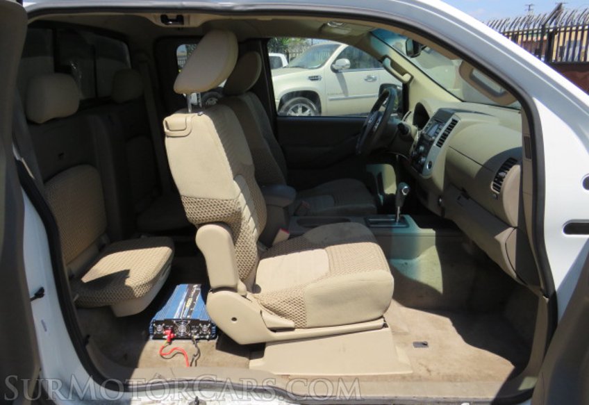 2014 Nissan Frontier - Image 24