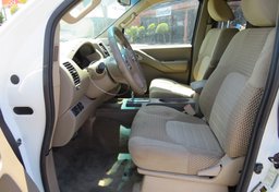 2014 Nissan Frontier - Image 27