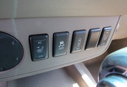 2014 Nissan Frontier - Image 41