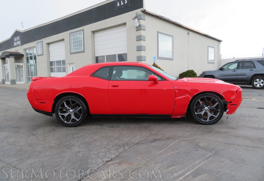 2019 Dodge Challenger - Image 10